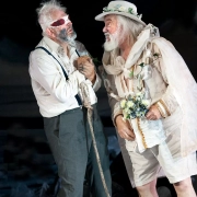 King Lear by Shakespeare; JT as King Lear with Thomas Allen (Gloucester); The Grange Festival, Hampshire; July 2021; photo: SIMON ANNAND